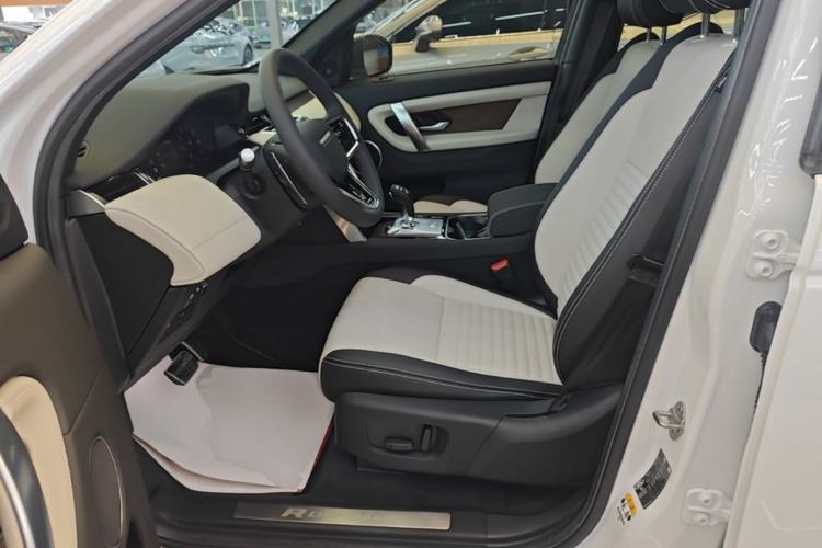 Used Land Rover Discovery Sport 2022 Revised Version 249 PS R-Dynamic S Performance Edition 5 Seats Left Front Seat