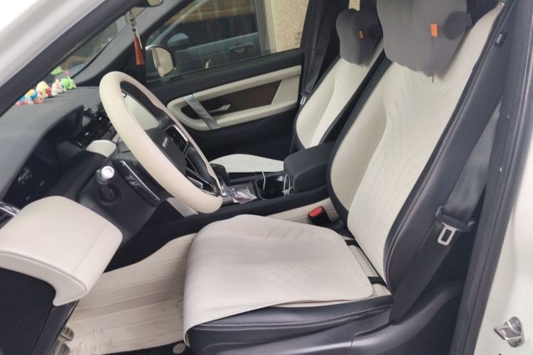 Used Land Rover Discovery Sport 2022 249 PS R-Dynamic S Performance Edition 5 Seats Left Front Seat