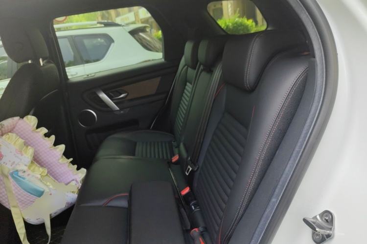 Used Land Rover Discovery Sport 2022 249 PS R-Dynamic S Performance Edition 5 Seats Left Rear Seat