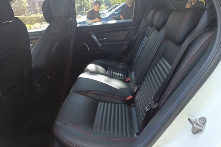 Used Land Rover Discovery Sport 2022 249 PS R-Dynamic S Performance Edition 5 Seats Left Rear Seat