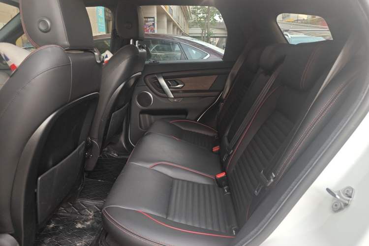 Used Land Rover Discovery Sport 2022 249 PS R-Dynamic S Performance Edition 5 Seats Left Rear Seat