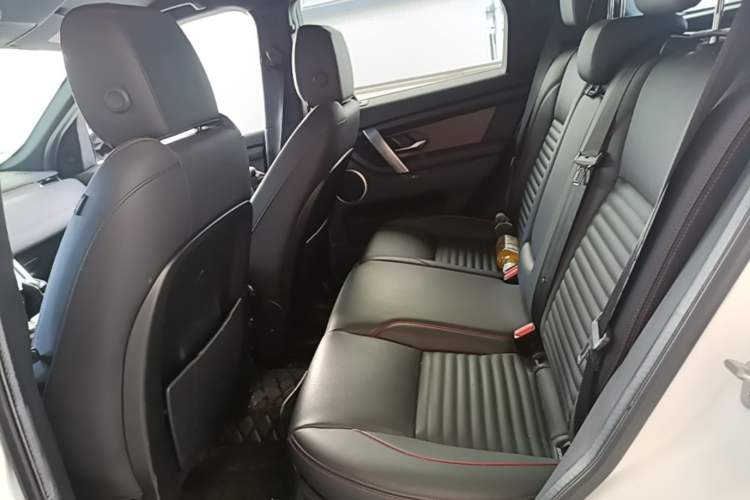 Used Land Rover Discovery Sport 2022 249 PS R-Dynamic S Performance Edition 5 Seats Left Rear Seat