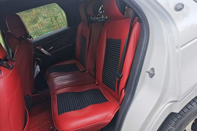 Used Land Rover Discovery Sport 2022 Restyled 249 PS R-Dynamic SE Performance Tech Edition 5 Seats Left Rear Seat