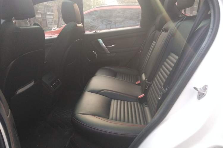 Used Land Rover Discovery Sport 2022 249 PS R-Dynamic SE Performance Tech Edition 5 Seats Left Rear Seat