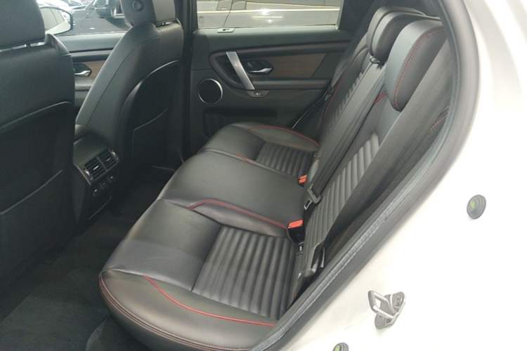 Used Land Rover Discovery Sport 2022 249 PS R-Dynamic S Performance Edition 5 Seats Left Rear Seat