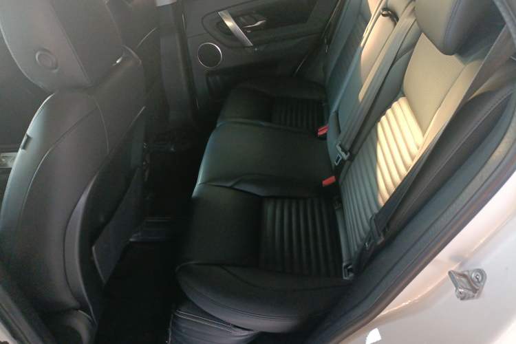 Used Land Rover Discovery Sport 2022 200 PS Family Edition 5 Seats Left Rear Seat