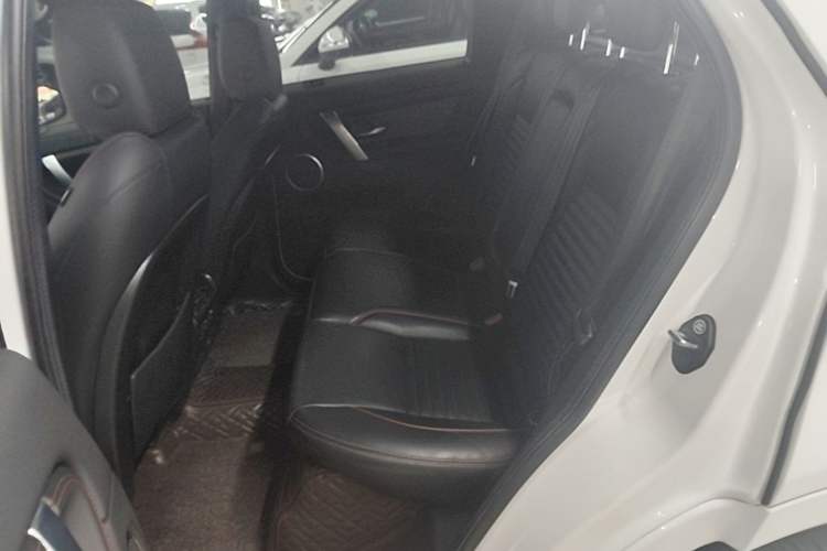 Used Land Rover Discovery Sport 2022 249 PS R-Dynamic S Performance Edition 5 Seats Left Rear Seat