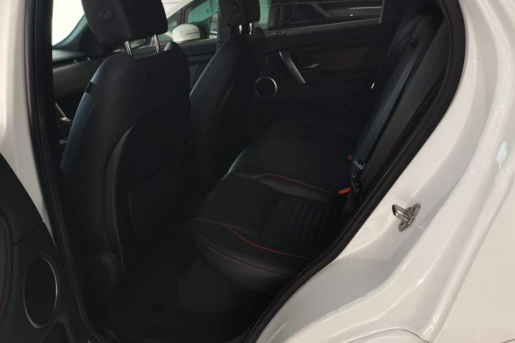Used Land Rover Discovery Sport 2022 249 PS R-Dynamic S Performance Edition 5 Seats Left Rear Seat