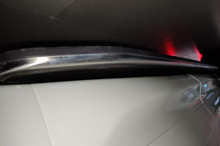 Used Land Rover Discovery Sport 2022 249 PS R-Dynamic S Performance Edition 5 Seats Left Side Sill