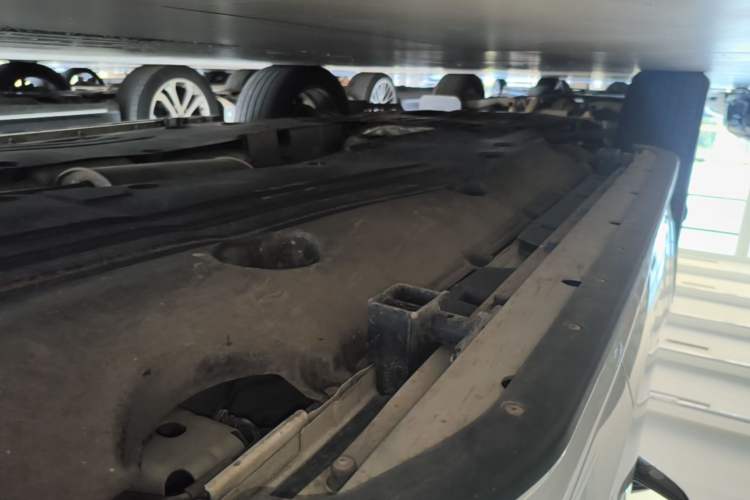 Used Land Rover Discovery Sport 2022 249 PS R-Dynamic S Performance Edition 5 Seats Left Side Sill