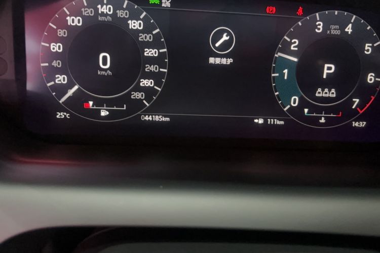 Used Land Rover Discovery Sport 2022 249 PS R-Dynamic S Performance Edition 5 Seats Odometer Close Up