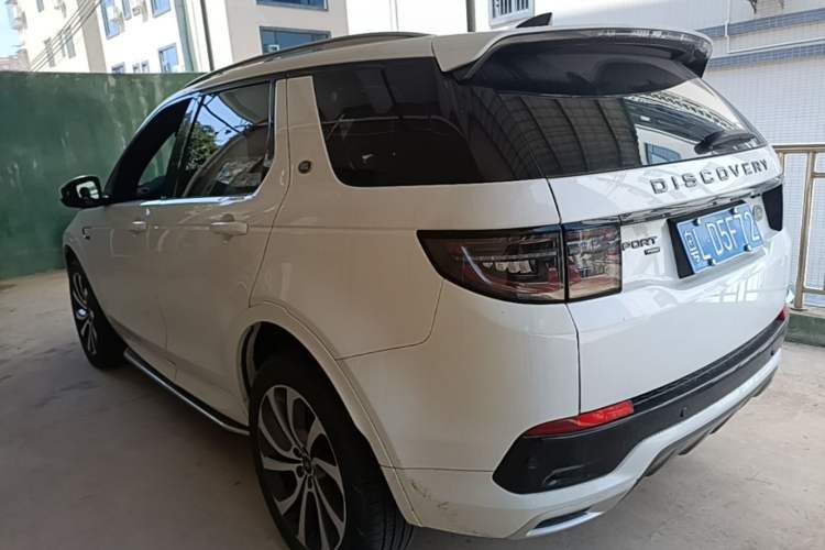 Used Land Rover Discovery Sport 2022 249 PS R-Dynamic S Performance Edition 5 Seats Rear Left 45 Deg