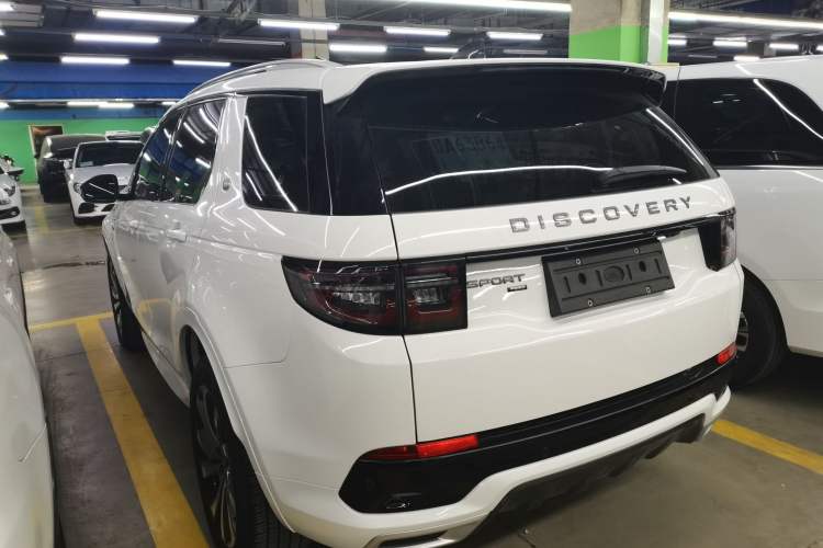 Used Land Rover Discovery Sport 2022 Revised Version 249 PS R-Dynamic S Performance Edition 5 Seats Rear Left 45 Deg