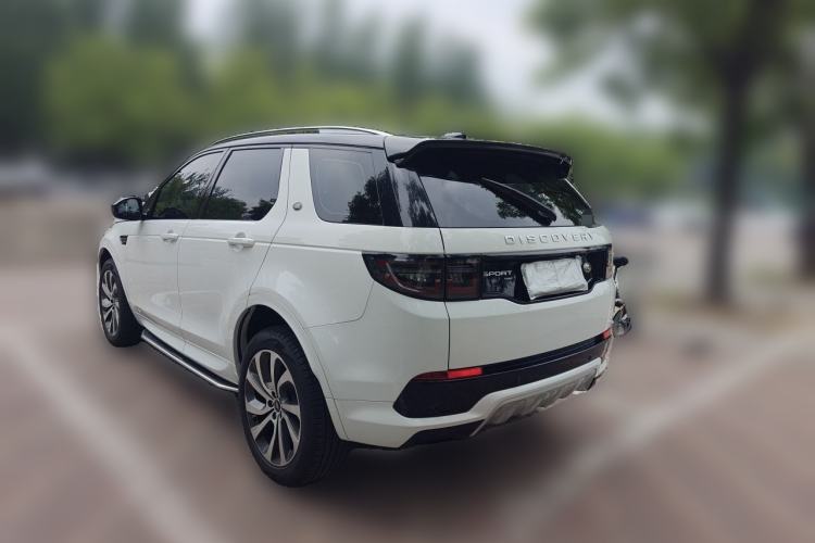 Used Land Rover Discovery Sport 2022 249 PS Metropolitan Edition 5 Seats Rear Left 45 Deg