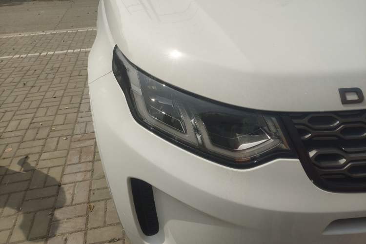 Used Land Rover Discovery Sport 2022 249 PS R-Dynamic S Performance Edition 5 Seats Right Front Headlight
