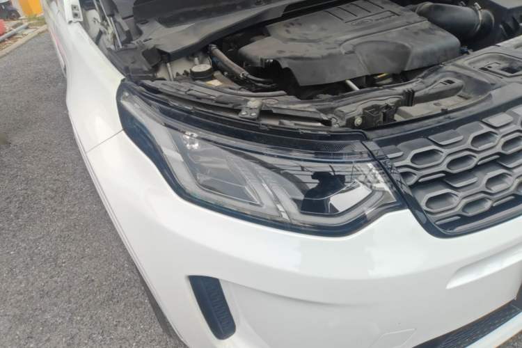 Used Land Rover Discovery Sport 2022 249 PS R-Dynamic S Performance Edition 5 Seats Right Front Headlight