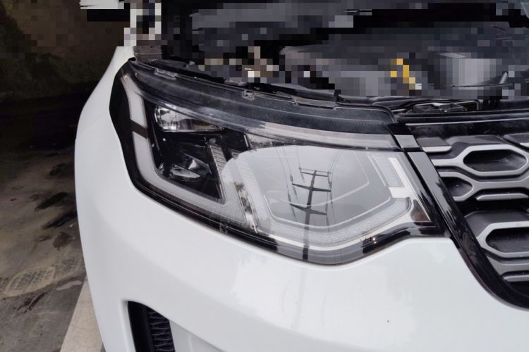 Used Land Rover Discovery Sport 2022 Restyled 249 PS R-Dynamic SE Performance Tech Edition 5 Seats Right Front Headlight