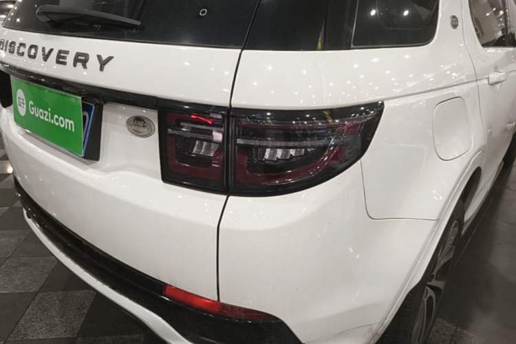 Used Land Rover Discovery Sport 2022 249 PS R-Dynamic S Performance Edition 5 Seats Right Rear Taillight