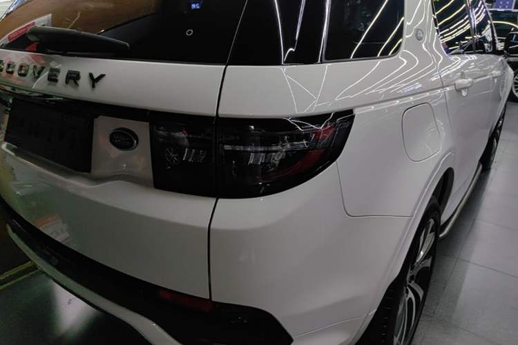 Used Land Rover Discovery Sport 2022 Revised Version 249 PS R-Dynamic S Performance Edition 5 Seats Right Rear Taillight