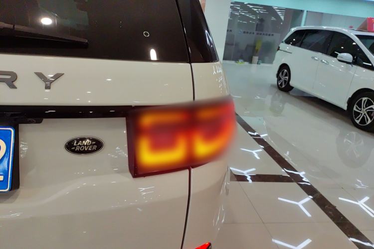 Used Land Rover Discovery Sport 2022 Revised Version 249 PS R-Dynamic S Performance Edition 5 Seats Right Rear Taillight