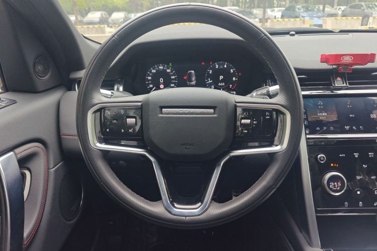Used Land Rover Discovery Sport 2022 249 PS Metropolitan Edition 5 Seats Steering Wheel