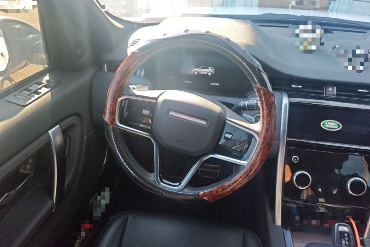 Used Land Rover Discovery Sport 2022 Revised Version 249 PS R-Dynamic S Performance Edition 5 Seats Steering Wheel