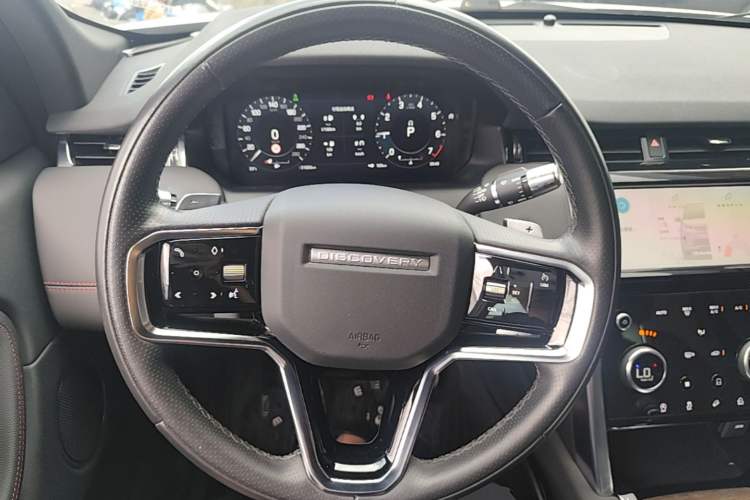 Used Land Rover Discovery Sport 2022 249 PS R-Dynamic S Performance Edition 5 Seats Steering Wheel