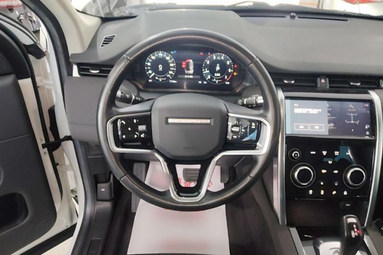Used Land Rover Discovery Sport 2022 200 PS Family Edition 5 Seats Steering Wheel