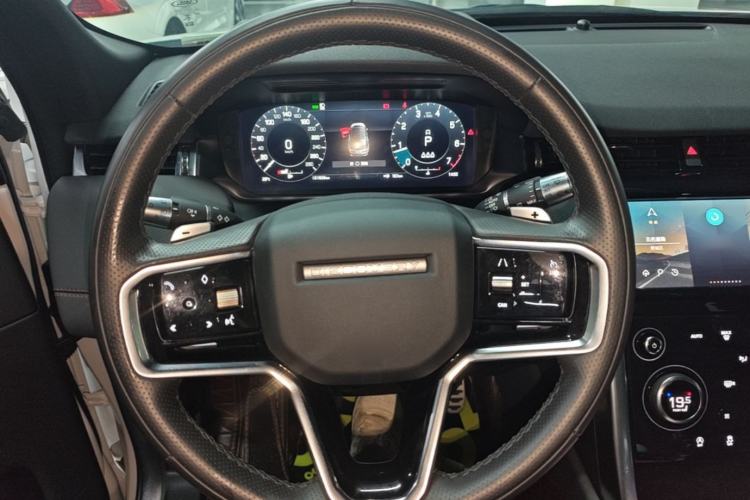 Used Land Rover Discovery Sport 2022 249 PS R-Dynamic S Performance Edition 5 Seats Steering Wheel