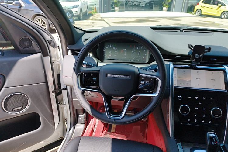 Used Land Rover Discovery Sport 2022 249 PS R-Dynamic S Performance Edition 5 Seats Steering Wheel