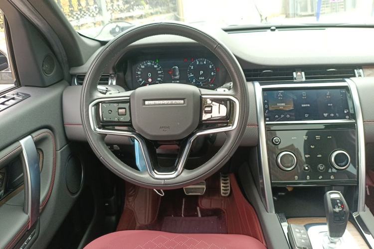Used Land Rover Discovery Sport 2022 249 PS R-Dynamic SE Performance Tech Edition 5 Seats Steering Wheel