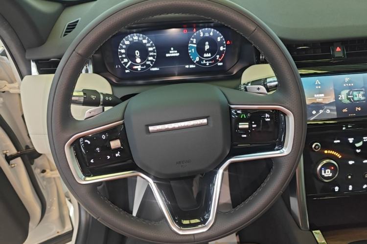 Used Land Rover Discovery Sport 2022 Revised Version 249 PS R-Dynamic S Performance Edition 5 Seats Steering Wheel