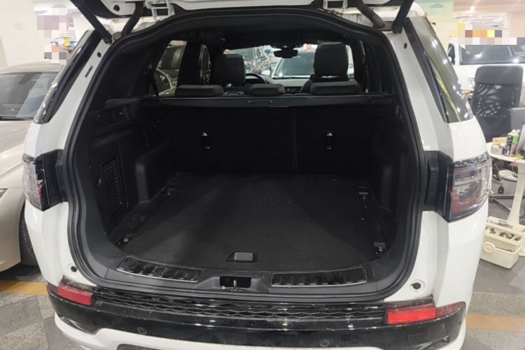 Used Land Rover Discovery Sport 2022 249 PS R-Dynamic S Performance Edition 5 Seats Trunk