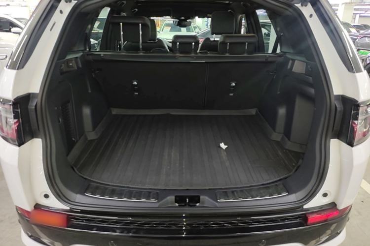 Used Land Rover Discovery Sport 2022 249 PS R-Dynamic S Performance Edition 5 Seats Trunk