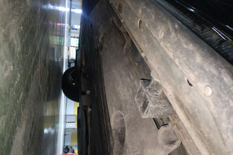 Used Land Rover Discovery Sport 2023 249 PS R-Dynamic SE Performance Tech Edition Chassis Rear Left
