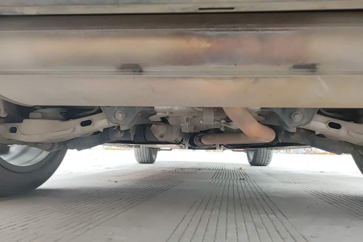 Used Land Rover Discovery Sport 2023 249 PS R-Dynamic SE Performance Tech Edition Chassis Rear