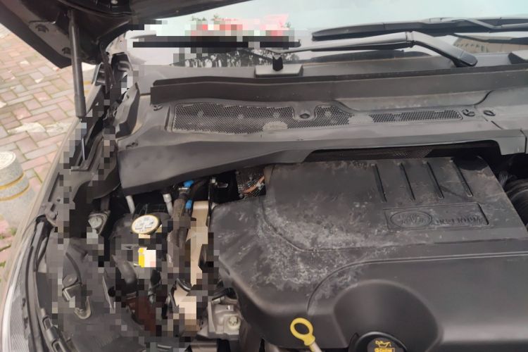 Used Land Rover Discovery Sport 2023 249 PS R-Dynamic HSE Luxury Custom Edition Engine Bay Right