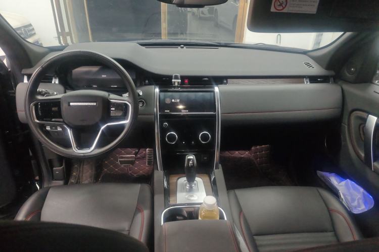 Used Land Rover Discovery Sport 2023 249 PS R-Dynamic S Performance Edition Interior 3