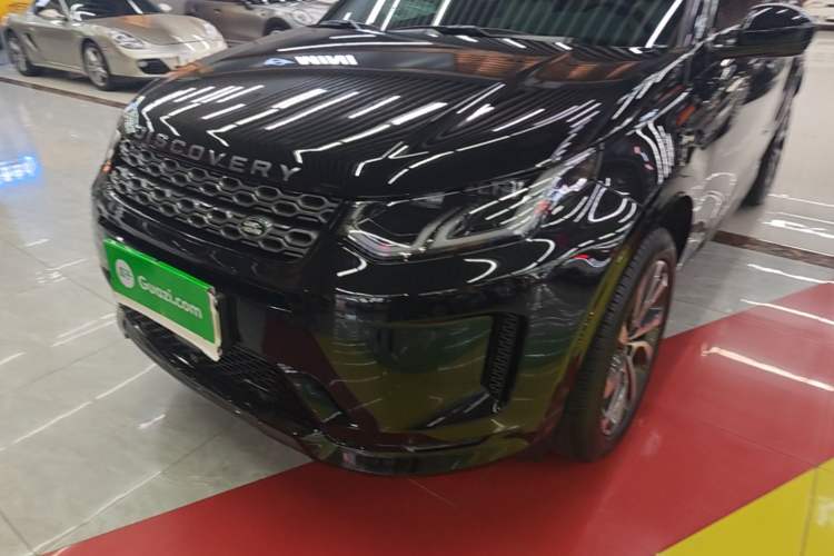 Used Land Rover Discovery Sport 2023 249 PS R-Dynamic SE Performance Tech Edition Left Front Headlight