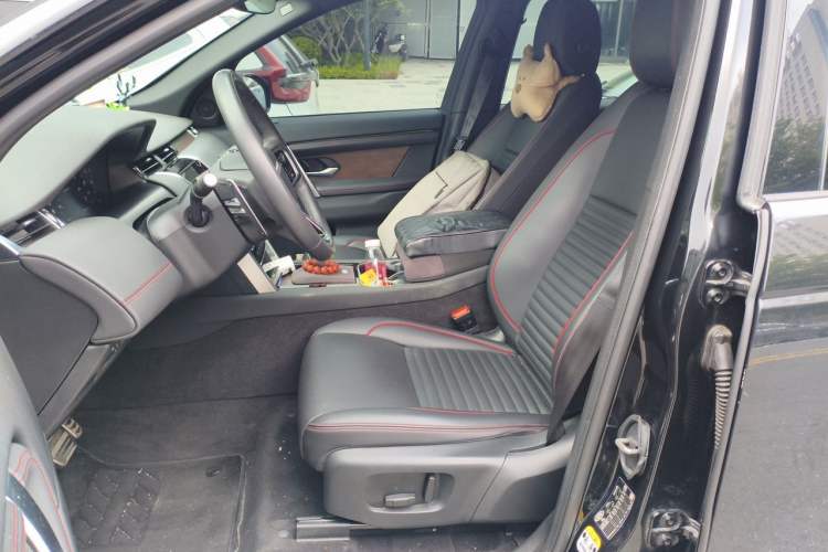 Used Land Rover Discovery Sport 2023 249 PS R-Dynamic S Performance Edition Left Front Seat