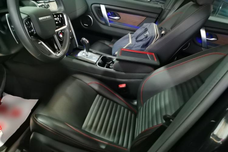 Used Land Rover Discovery Sport 2023 249 PS R-Dynamic SE Performance Tech Edition Left Front Seat