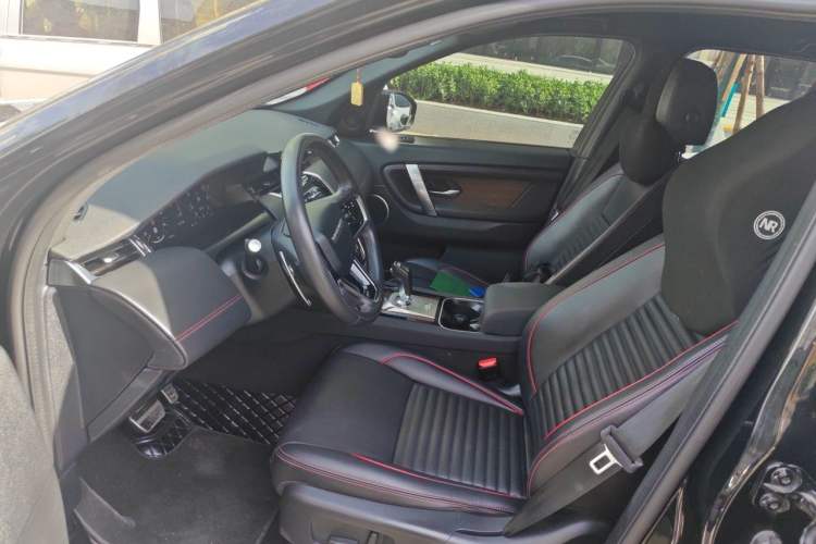 Used Land Rover Discovery Sport 2023 249 PS R-Dynamic S Performance Edition Left Front Seat