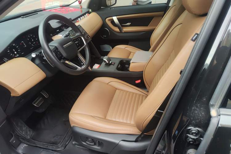 Used Land Rover Discovery Sport 2023 249 PS R-Dynamic HSE Luxury Custom Edition Left Front Seat