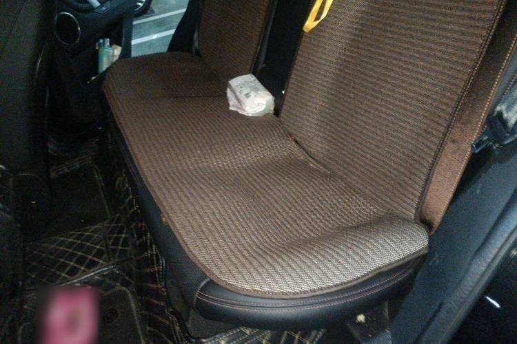 Used Land Rover Discovery Sport 2023 249 PS R-Dynamic SE Performance Tech Edition Left Rear Seat