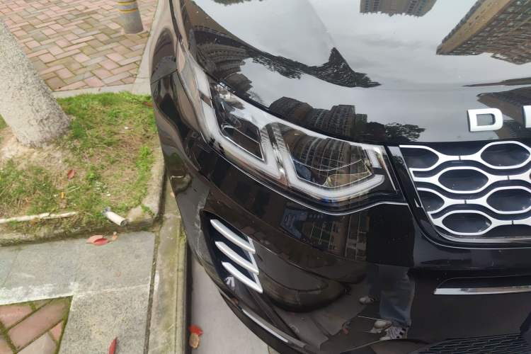 Used Land Rover Discovery Sport 2023 249 PS R-Dynamic HSE Luxury Custom Edition Right Front Headlight