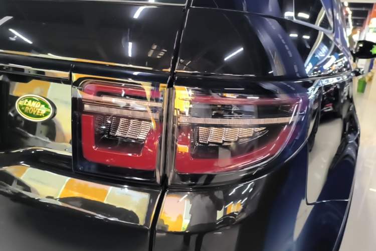 Used Land Rover Discovery Sport 2023 249 PS R-Dynamic S Performance Edition Right Rear Taillight