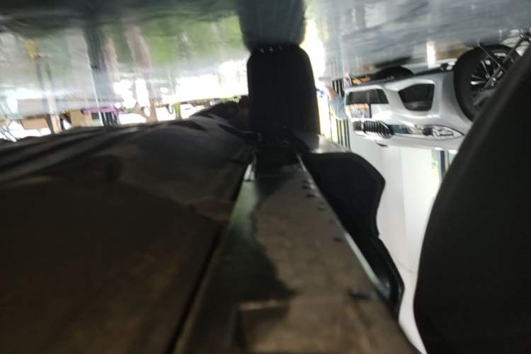 Used Land Rover Discovery Sport 2023 249 PS R-Dynamic SE Performance Tech Edition Right Side Sill