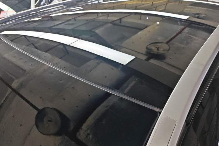 Used Land Rover Discovery Sport 2023 249 PS R-Dynamic SE Performance Tech Edition Roof