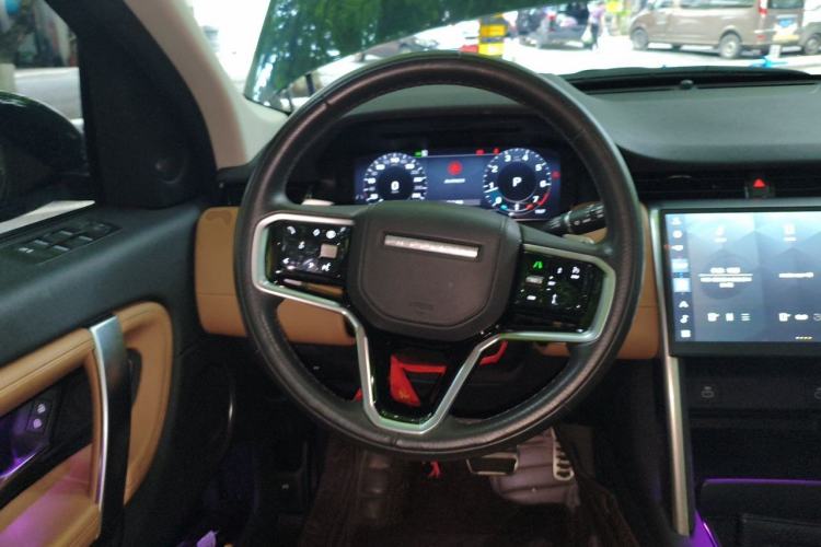 Used Land Rover Discovery Sport 2023 249 PS R-Dynamic SE Performance Tech Edition Steering Wheel