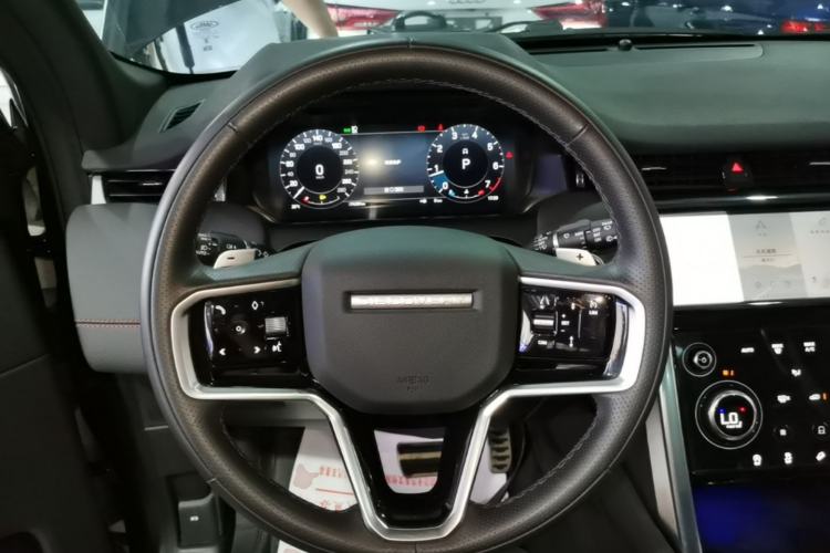 Used Land Rover Discovery Sport 2023 249 PS R-Dynamic SE Performance Tech Edition Steering Wheel